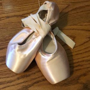 Gaynor Minden Point Shoes